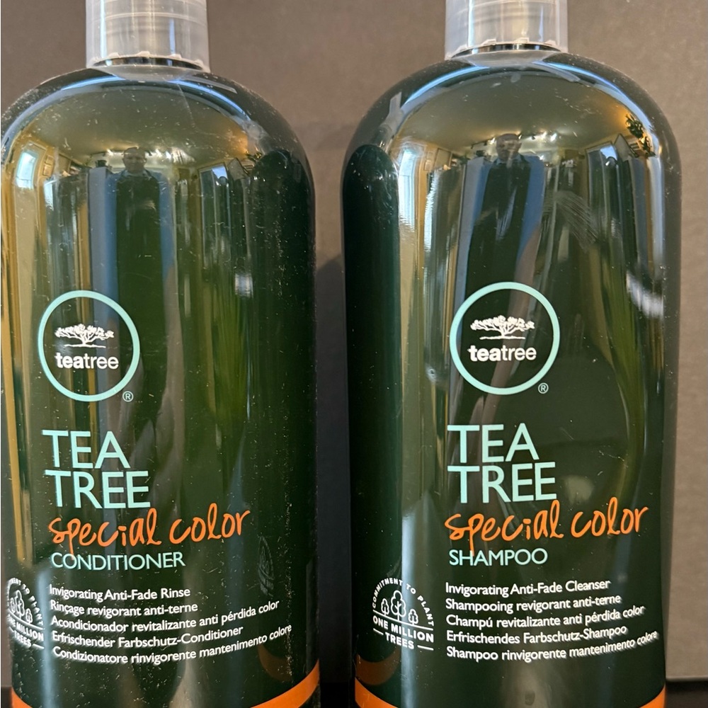 Tea Tree Special Color Shampoo and Conditioner Set